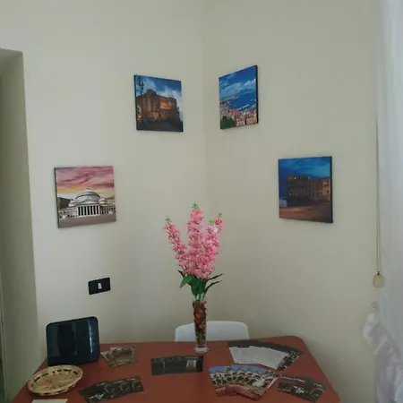 Dimora San Ferdinando Bed & Breakfast